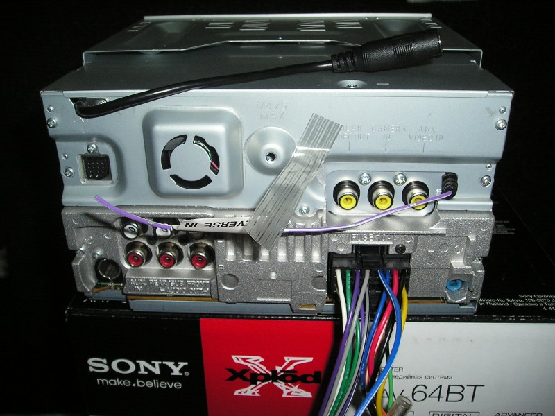 Sony Xav-64bt  -  6